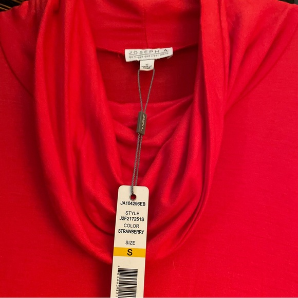 Joseph Abboud Turtleneck Tunic in Red. Size: Small, NEW with tag. 95% Rayon - Picture 5 of 10
